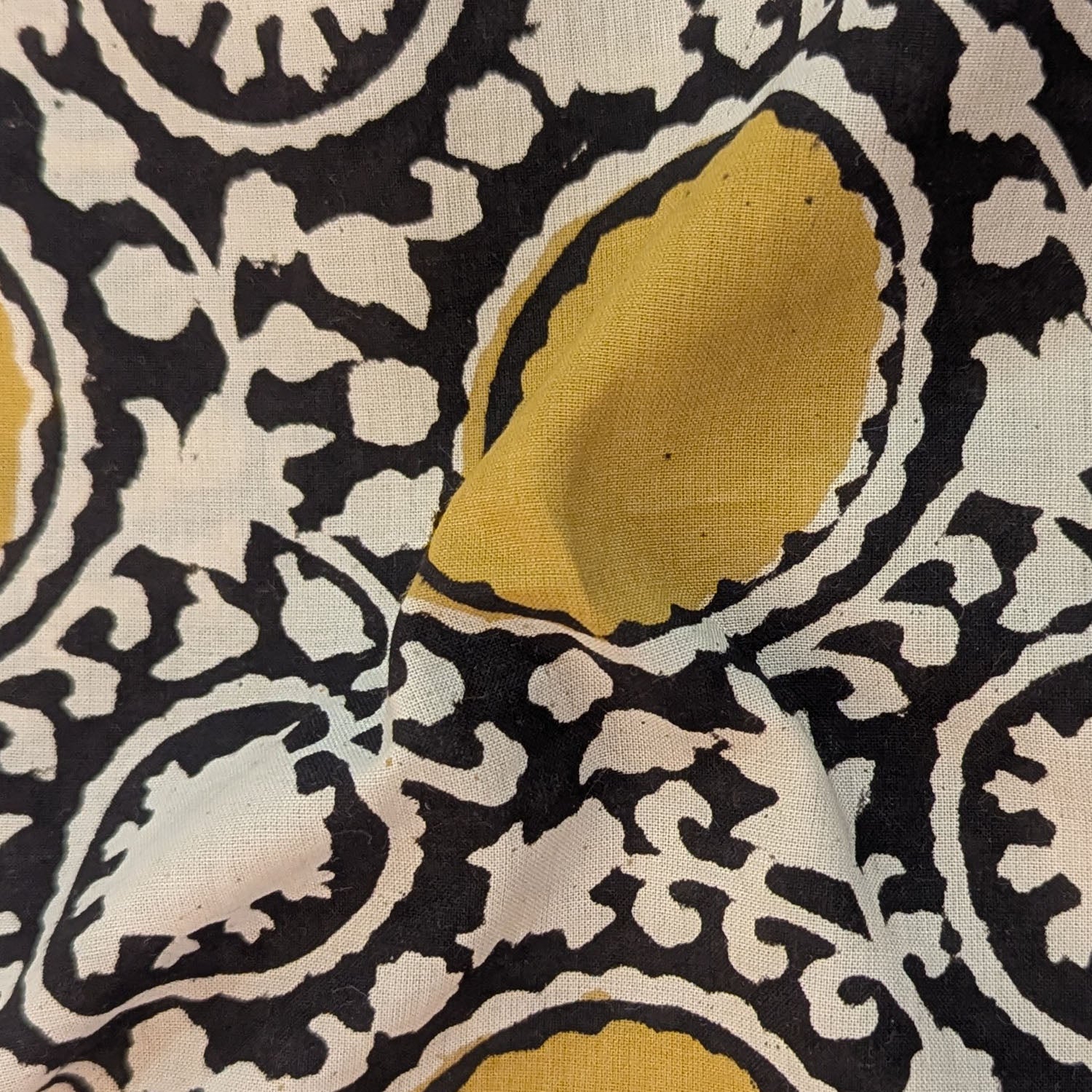 Precut Cotton Block Print Fabric – Paisley Design